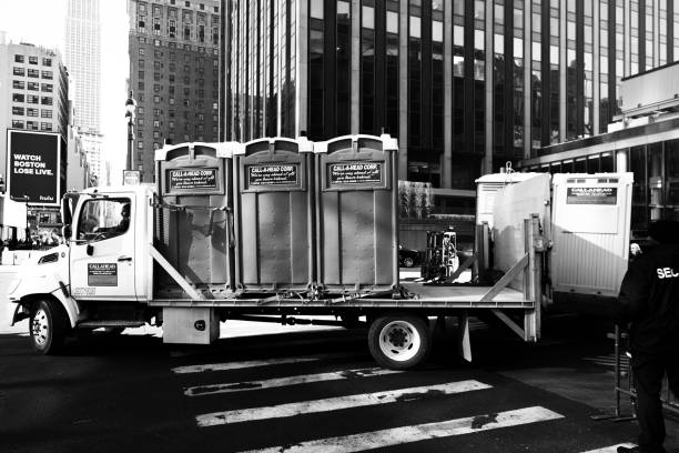 Best Porta potty rental near me  in Memphis, MO